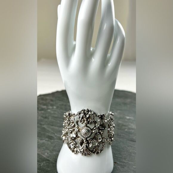 1940's Coro Pegasus Silver Tone Roco Style Link Bracelet - Picture 1 of 9